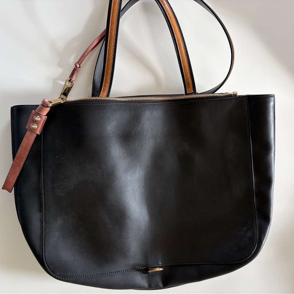 Chloe Hand Bag Tote Purse SAM
Leather Black Authentic